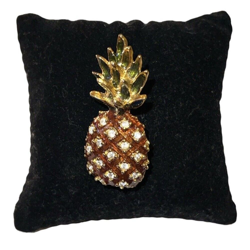 Gold Tone Pineapple Vintage Rhinestone & Enamel Paint Metal Brooch Pin 1.75"